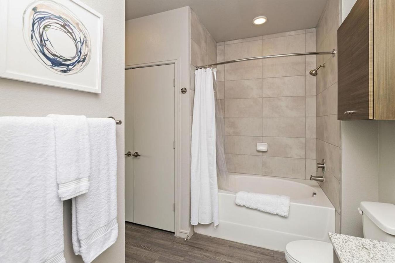 Landing At The Green At Plum Creek - 2 Bedrooms In Kyle Bagian luar foto