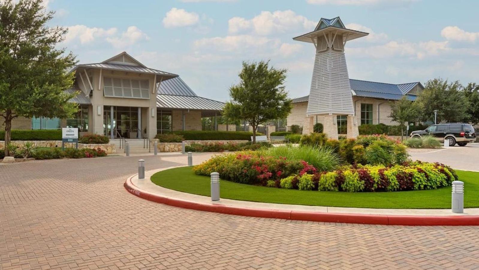 Landing At The Green At Plum Creek - 2 Bedrooms In Kyle Bagian luar foto